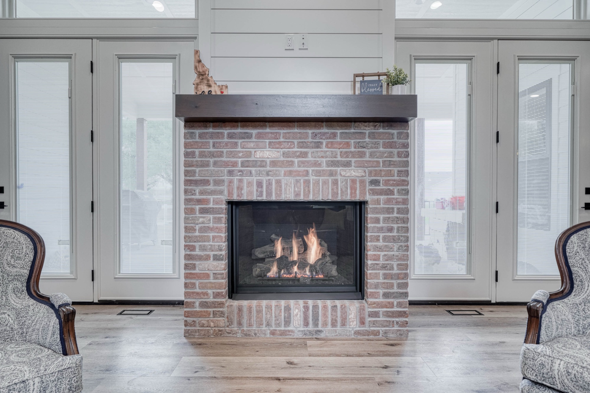4454 N Ammon Road, Ammon ID — great room