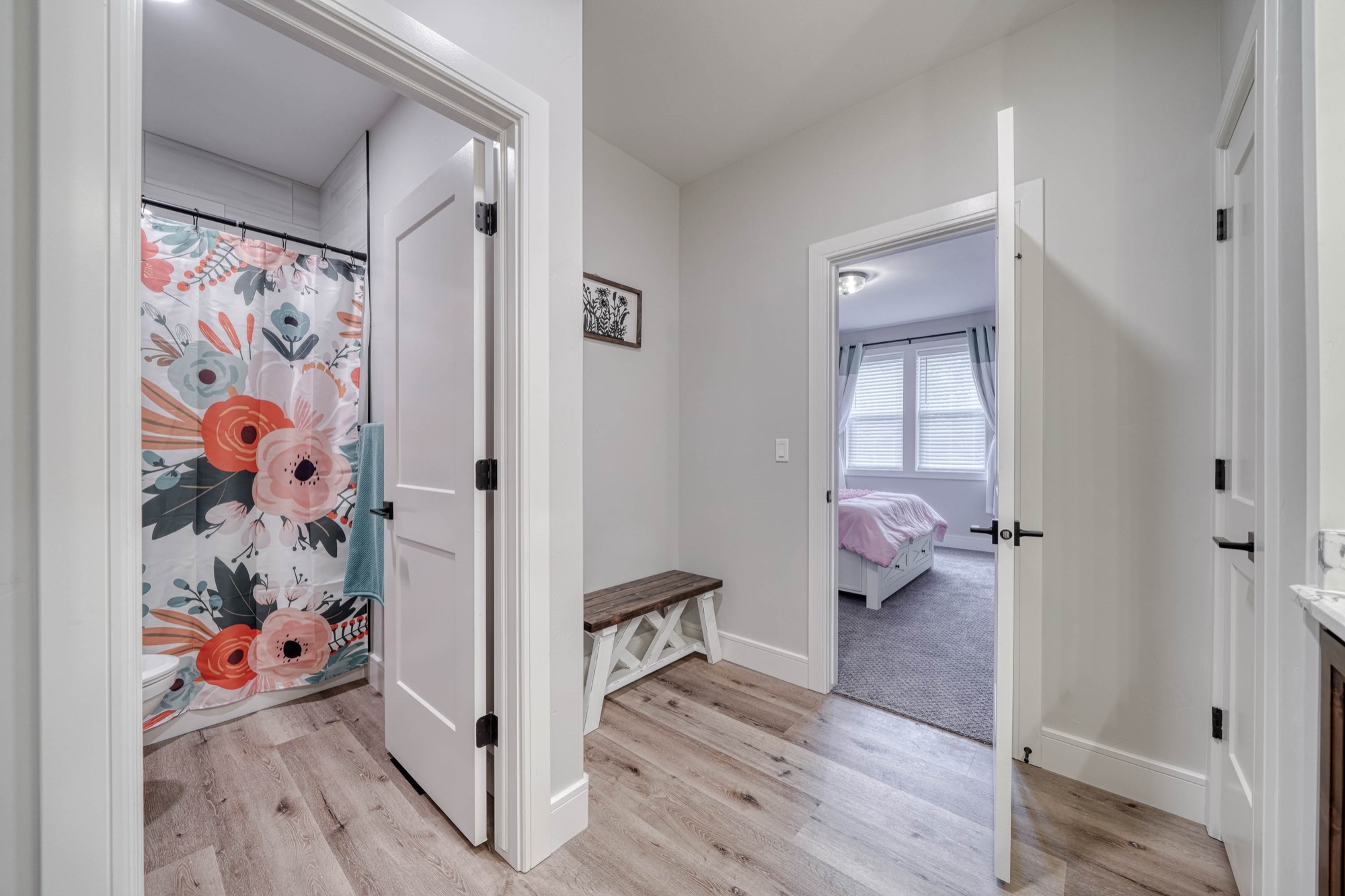 4454 N Ammon Road, Ammon ID — living space