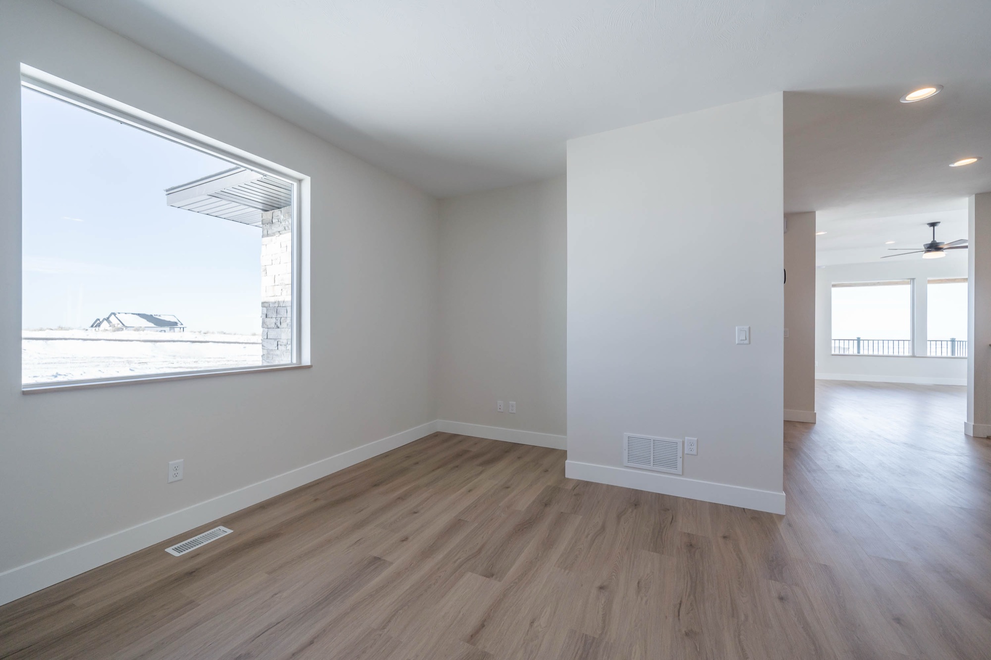 Big Bend, Idaho Falls ID — great room