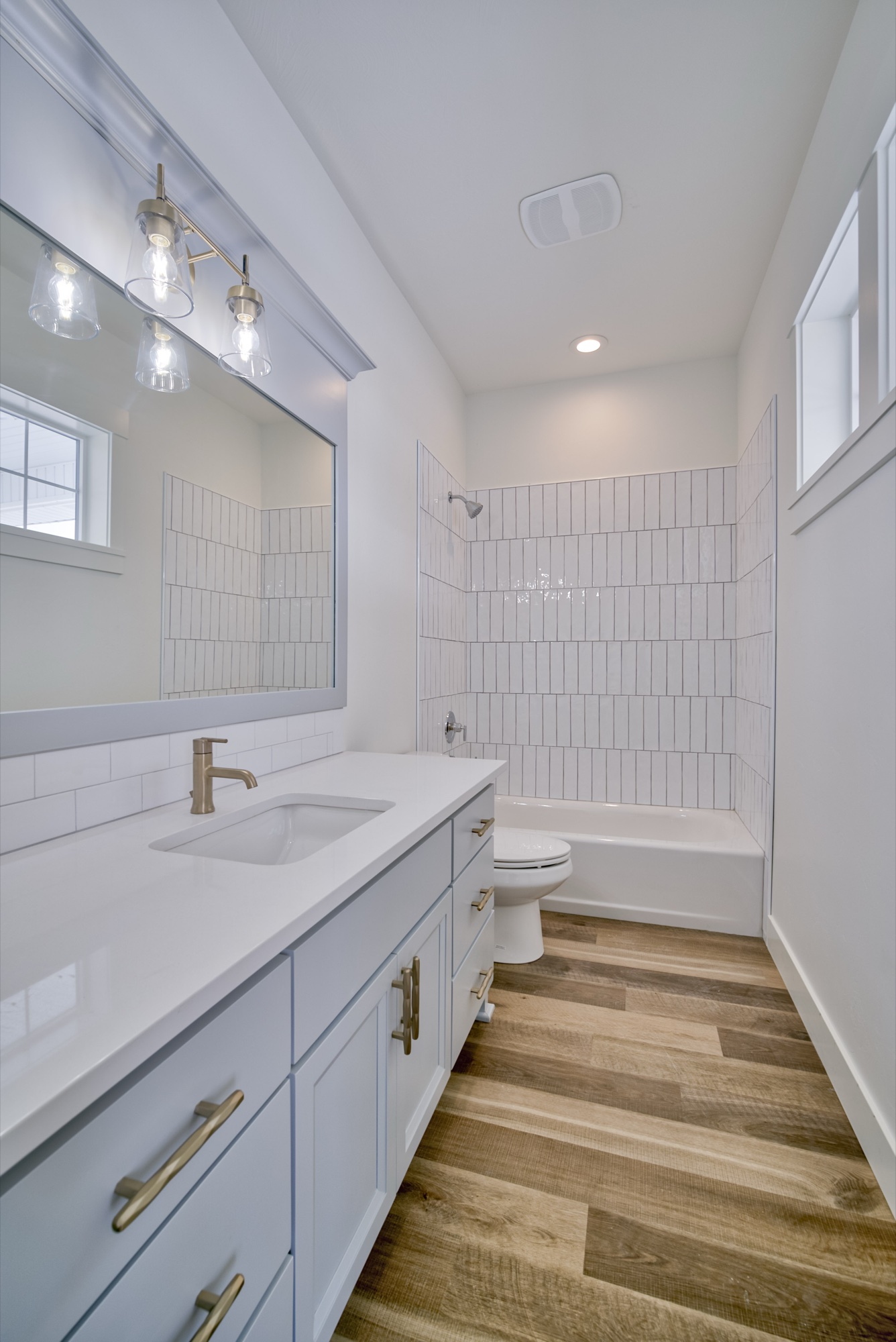 3095 Chartwell Gardens, Idaho Falls ID — living space