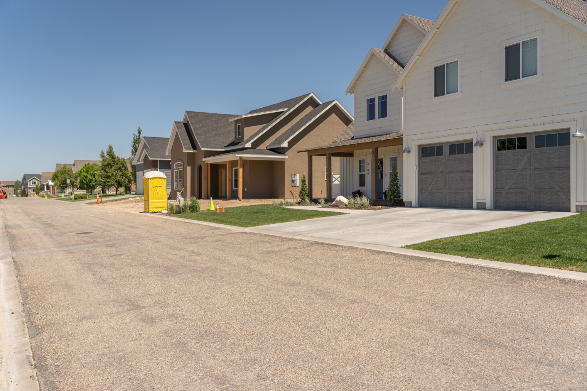 Hawks Landing, Ammon ID — primary bedroom