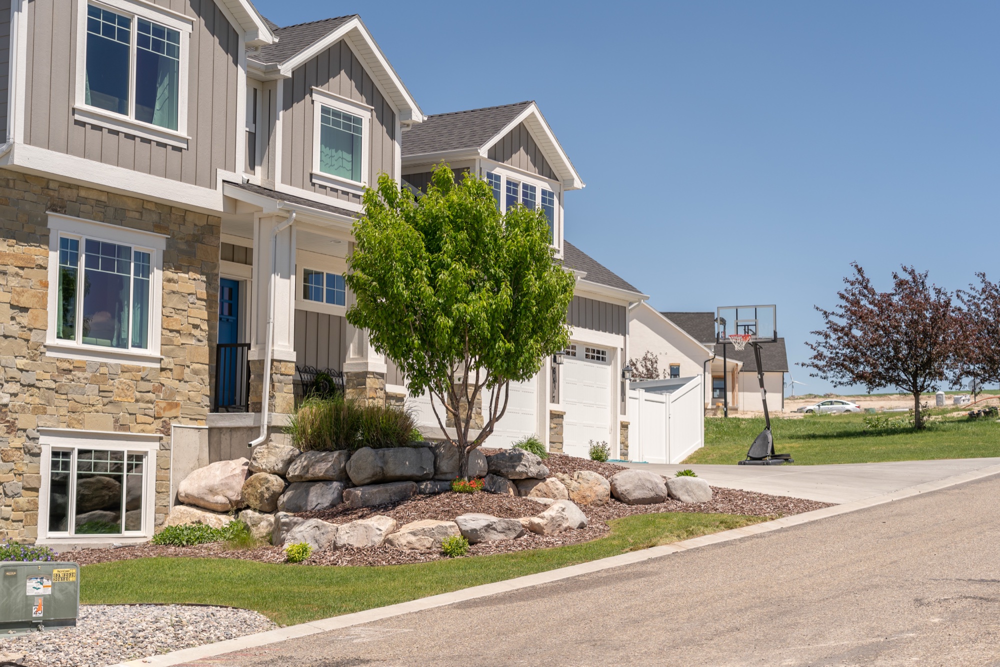 Hawks Landing, Ammon ID — primary bath