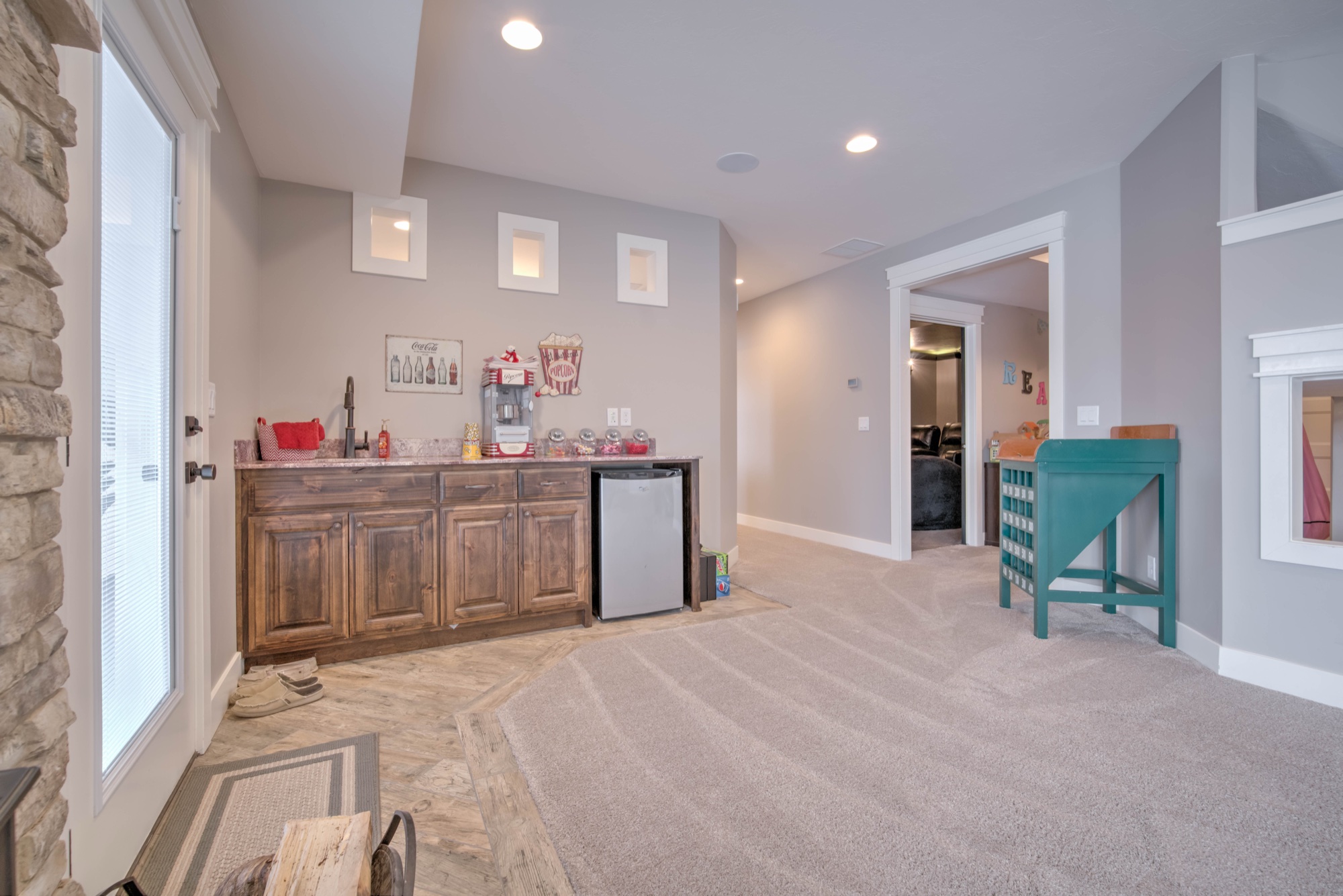 Hilltop Manor, Idaho Falls ID — interior view
