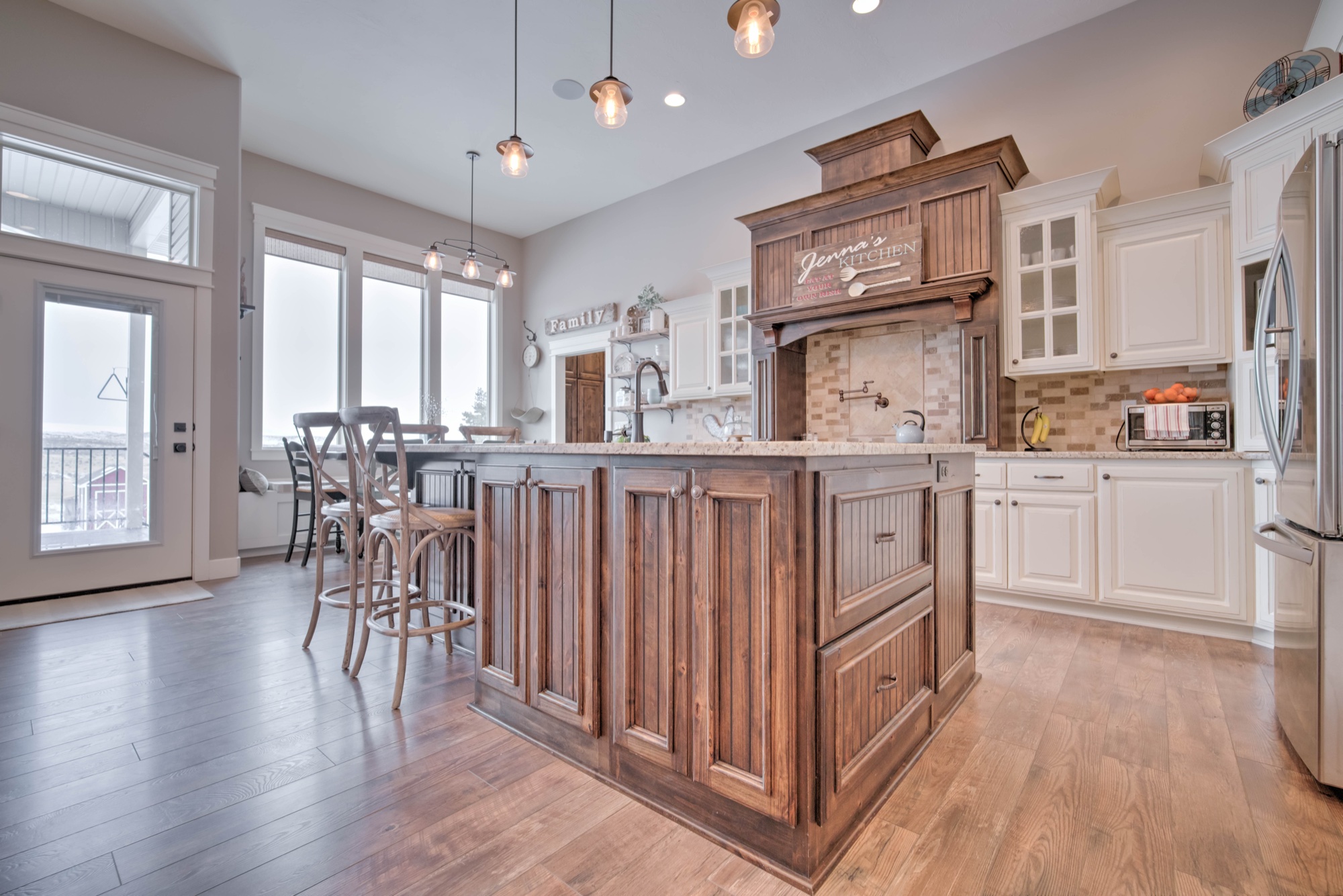 Hilltop Manor, Idaho Falls ID — primary bedroom