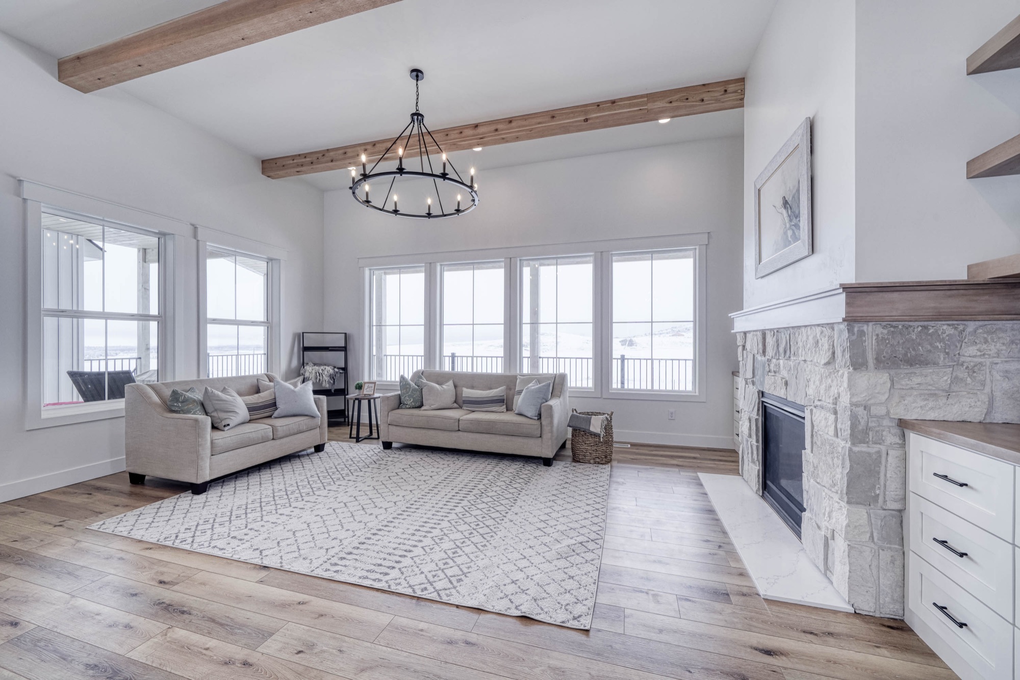 9442 Rustic Trail, Ammon ID — kitchen