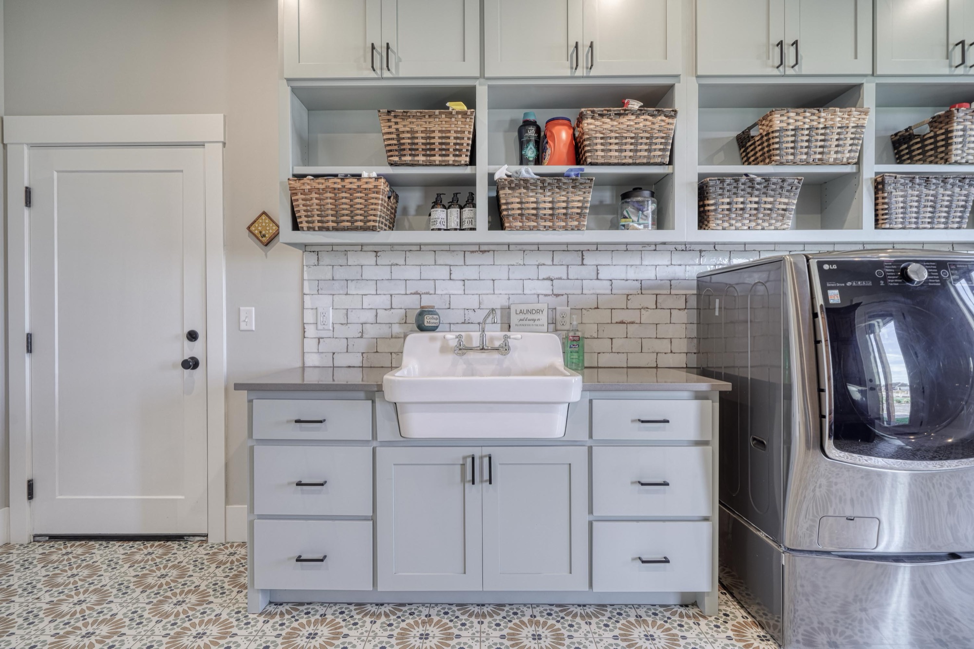 Snake River Estate, Shelley ID — kitchen