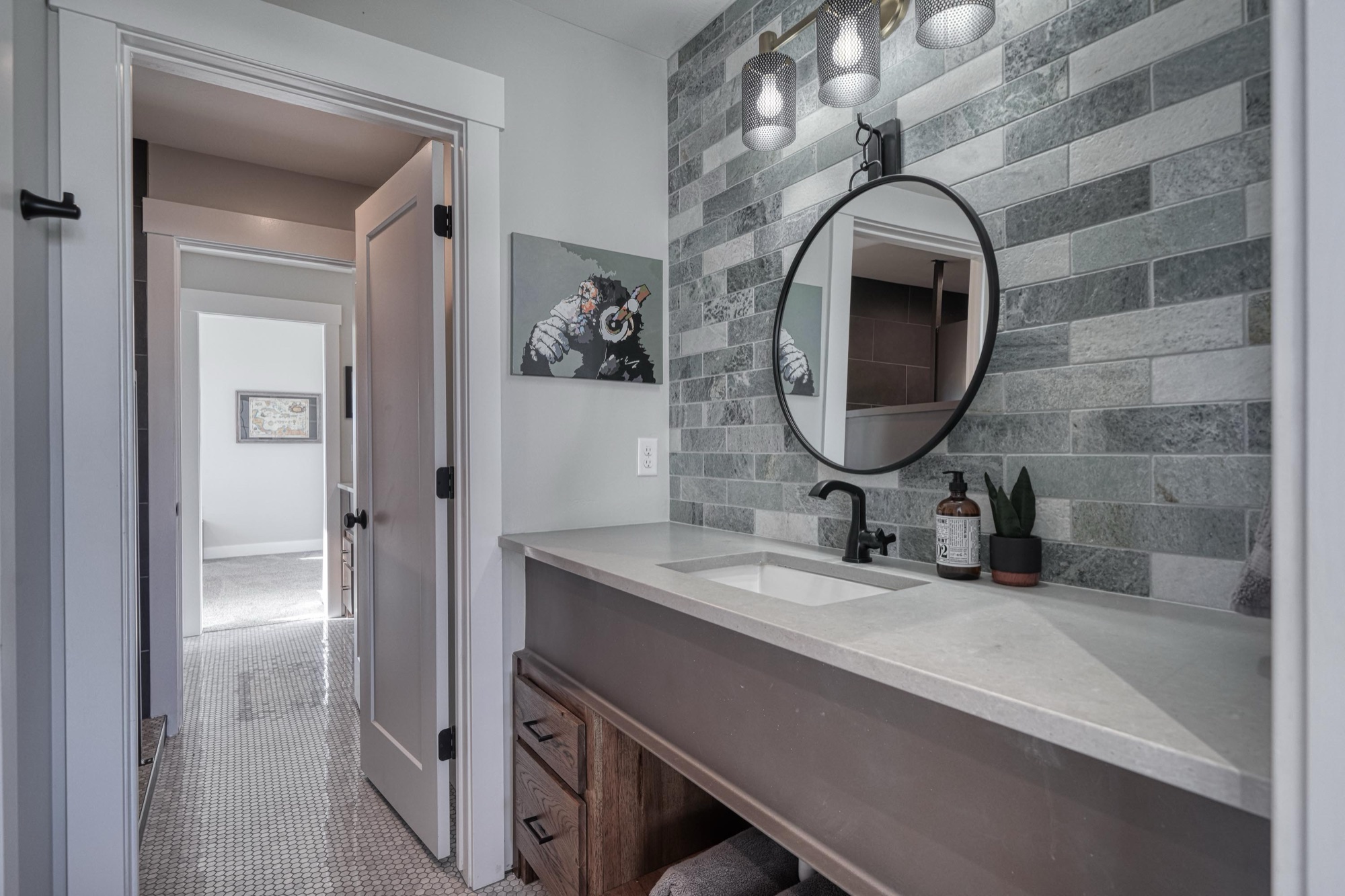 Snake River Estate, Shelley ID — primary bath