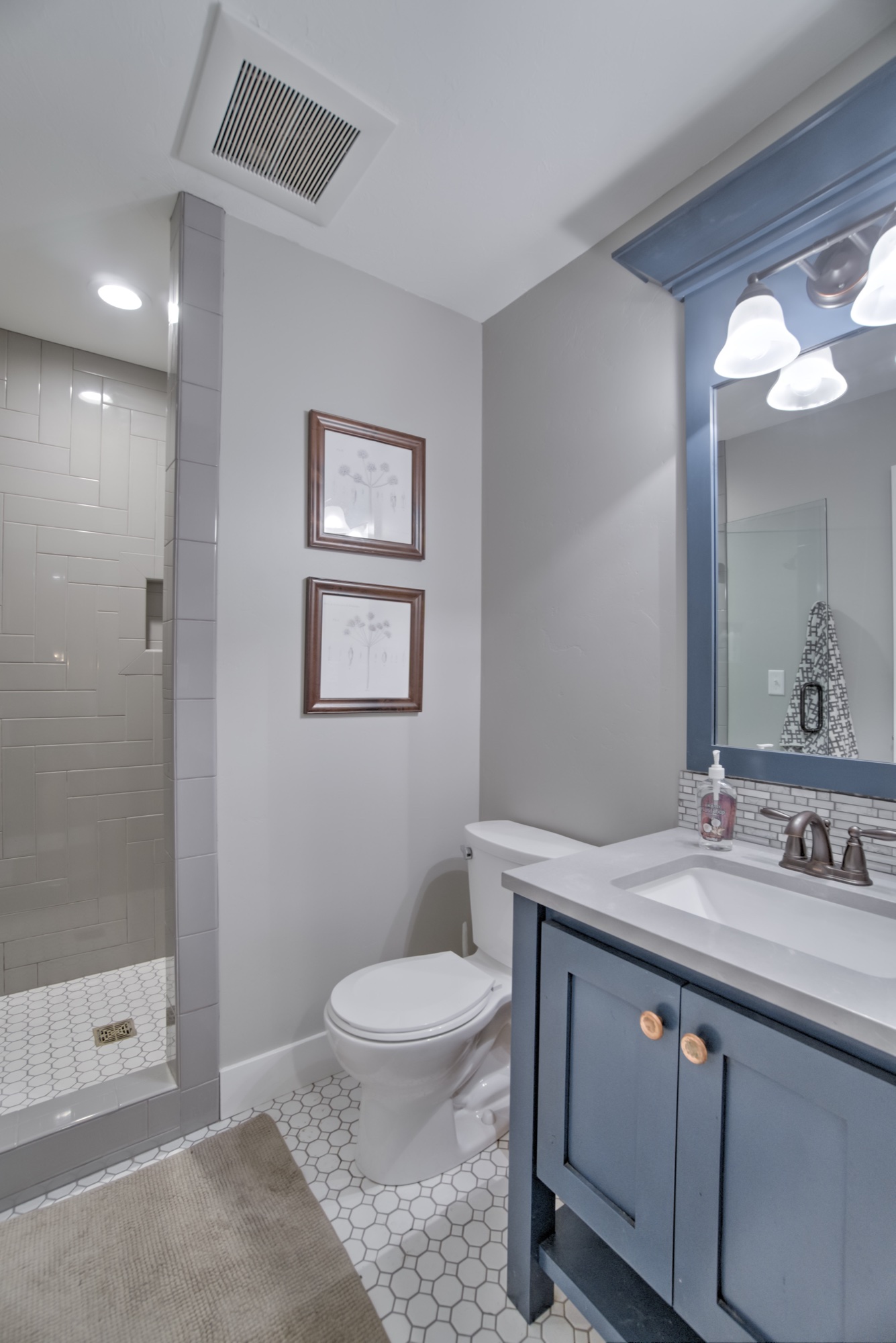Straight Arrow, Idaho Falls ID — interior view