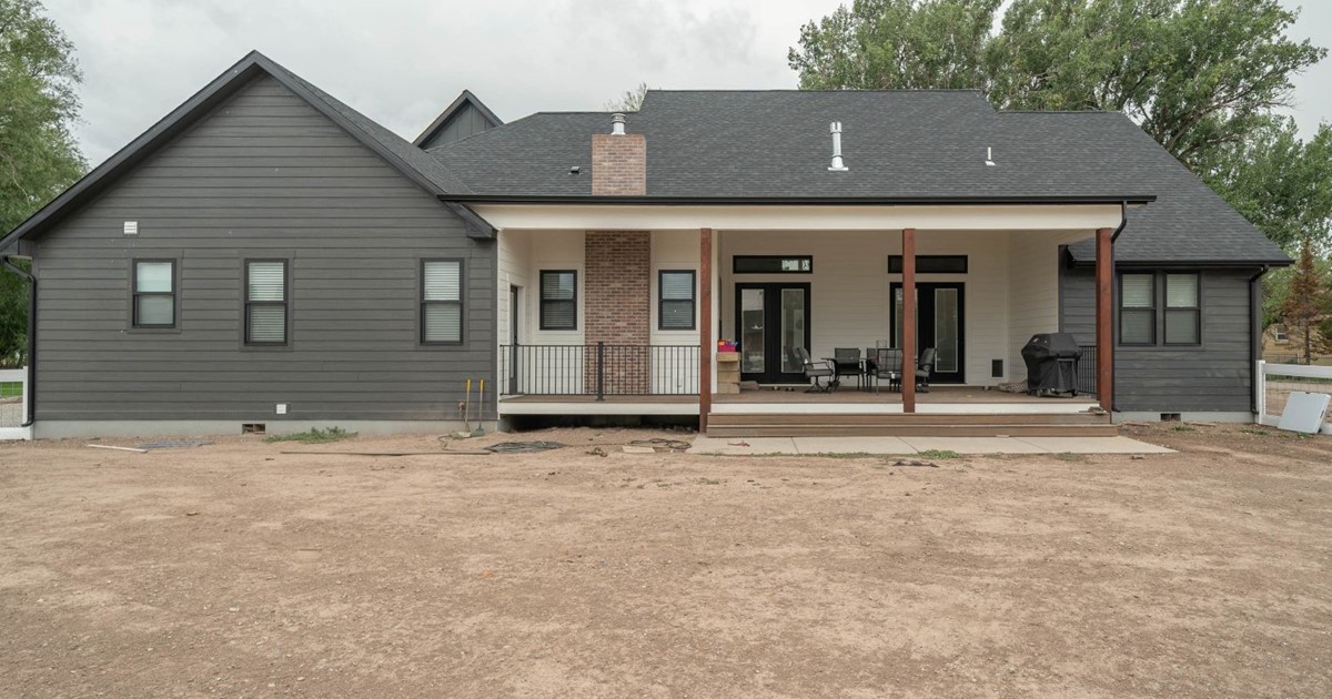 luxury home builders in Ammon Idaho